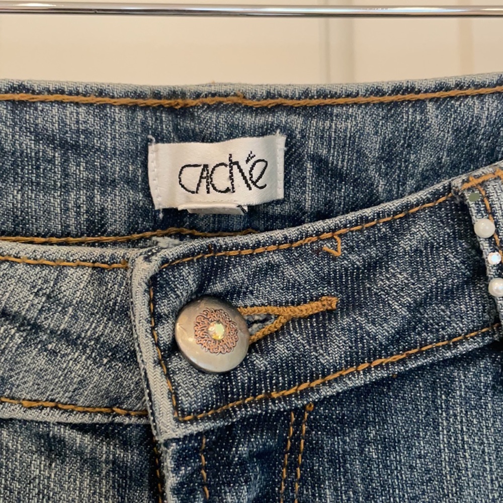 Cache Jeans - Picture 2 of 4